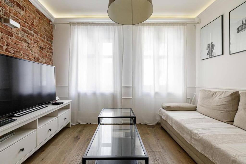 Central Wroclaw Apartment - City Center - Bright And Cozy - U11 Exterior photo